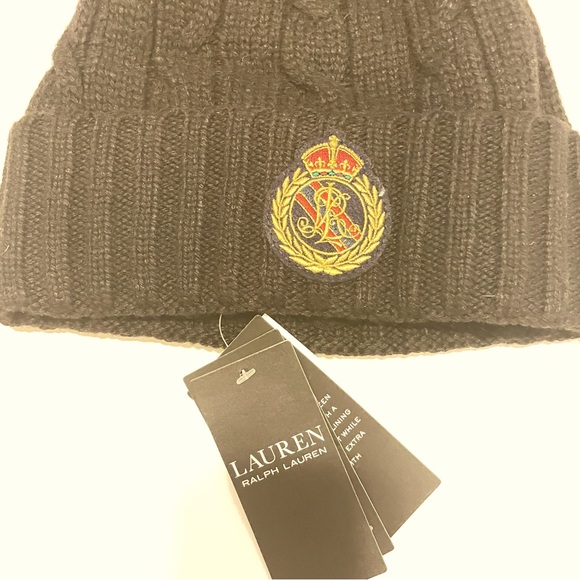 Ralph Lauren Women's Cable-Knit Crest-Patch Pom-Pom Hat, Black - Picture 4 of 4